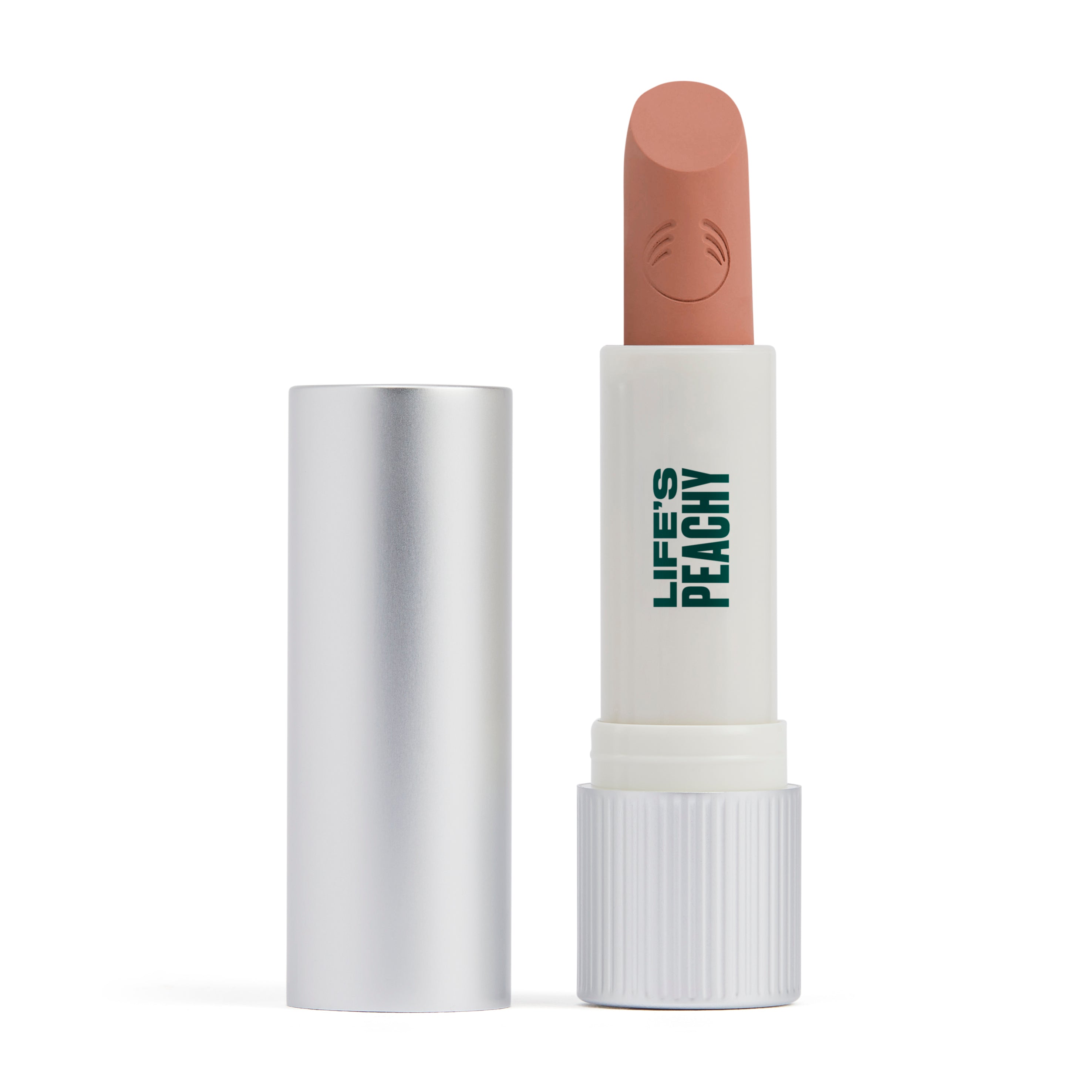 Detalle del labial PepTalk Life’s Peachy mostrando su textura ligera y color intenso en labios