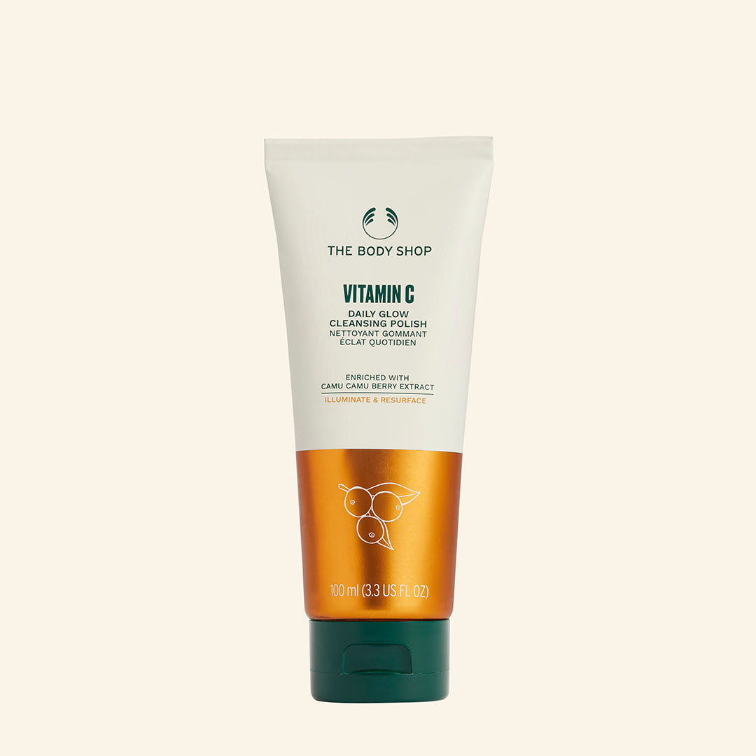 Imagen del Limpiador Exfoliante de día Vitamina C, un gel ligero con microesferas de jojoba y perlita, en envase reciclable, que muestra una textura transparente con pequeñas partículas exfoliantes, ideal para limpiar profundamente la piel y eliminar células muertas, promoviendo una sensación de suavidad y brillo natural