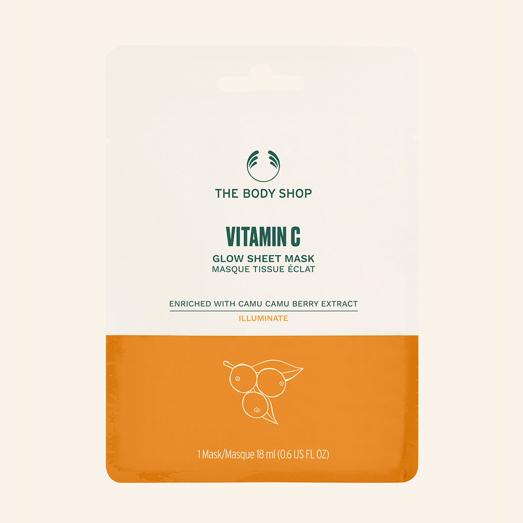 Imagen de una mascarilla facial de un solo uso con tejido biodegradable, diseñada para hidratar y revitalizar la piel en solo 15 minutos, enriquecida con vitamina C, camu camu y aloe vera orgánico de comercio justo, apta para todo tipo de piel y proporcionando resultados inmediatos y duraderos