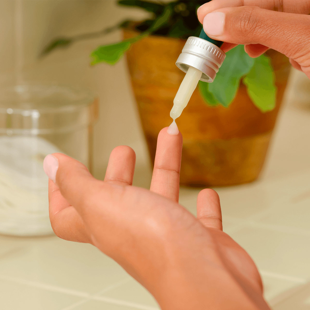 Sérum Iluminador de Contorno de Ojos Vitamina C (8212419674283)