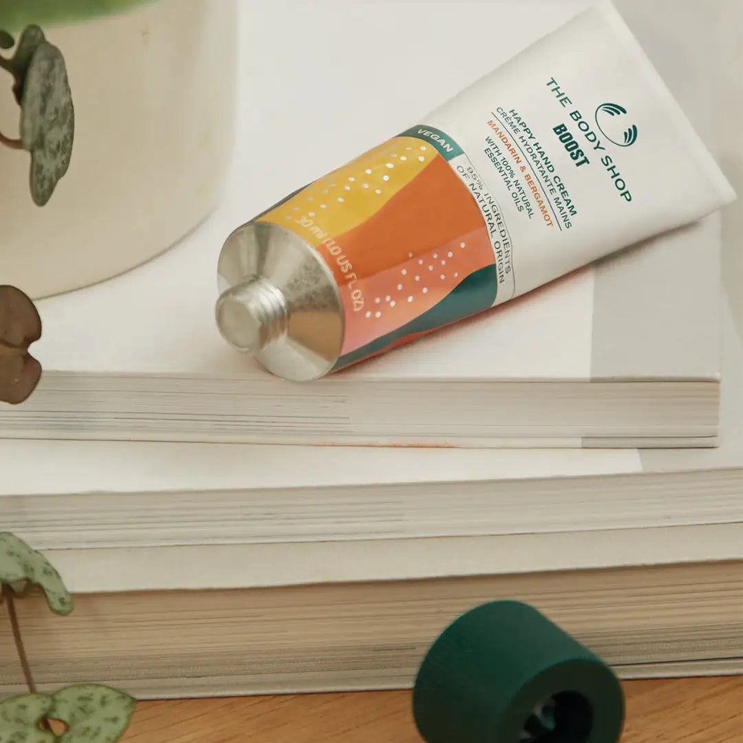 Crema de manos Boost Mandarina & Bergamota con aroma cítrico y refrescante