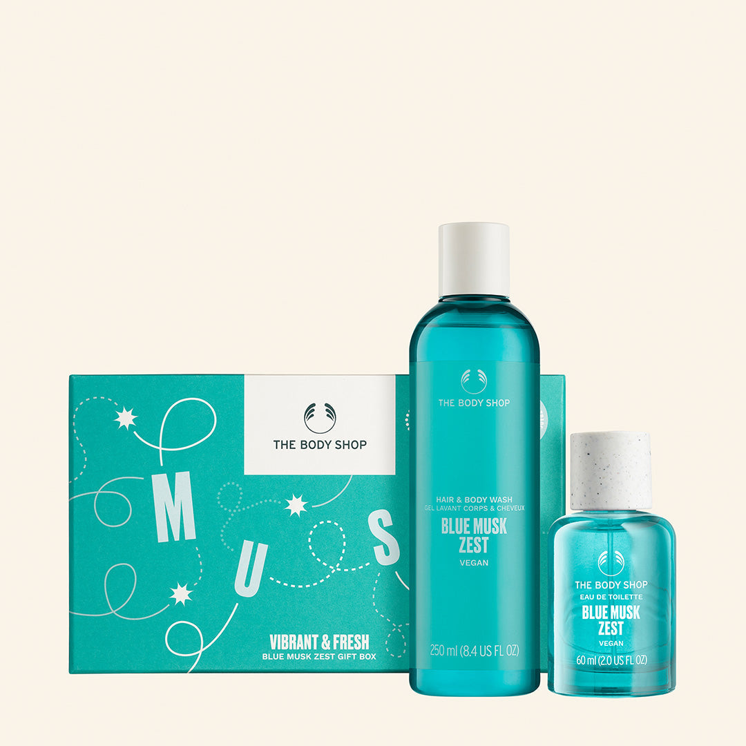 Caja de regalo Blue Musk Zest que incluye jabón para cabello y cuerpo de 250 ml y Eau de Toilette de 60 ml, con fragancia fresca, picante y libre de crueldad, enriquecida con aloe vera de Comercio Justo en México, perfecta para regalar a quienes aman las fragancias naturales y responsables