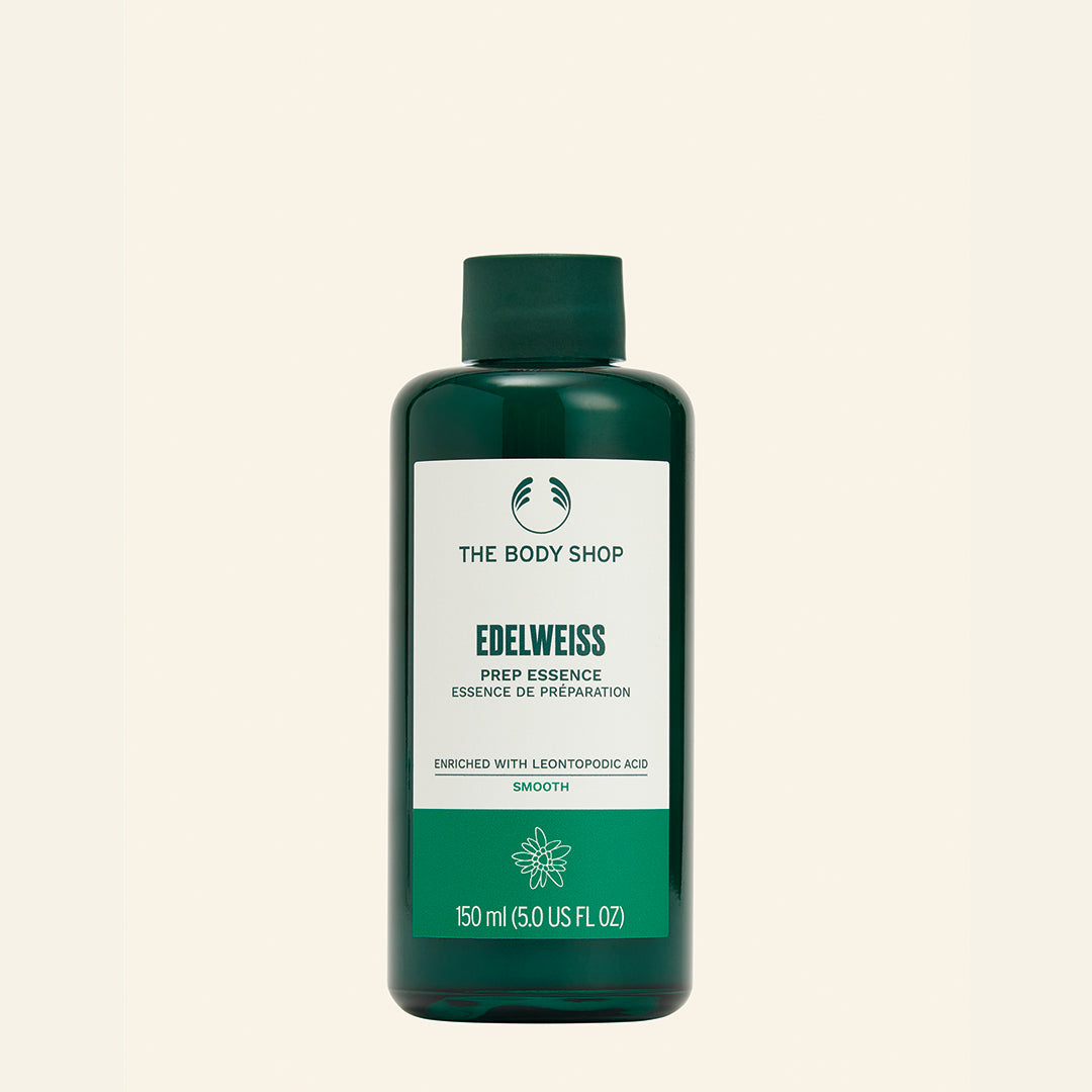 Imagen de la Loción Preparadora Edelweiss mostrando su envase, destacando su fórmula con extracto de edelweiss, ácido hialurónico y centella asiática, diseñada para preparar, hidratar y revitalizar la piel, con textura ligera y rápida absorción en un fondo neutro